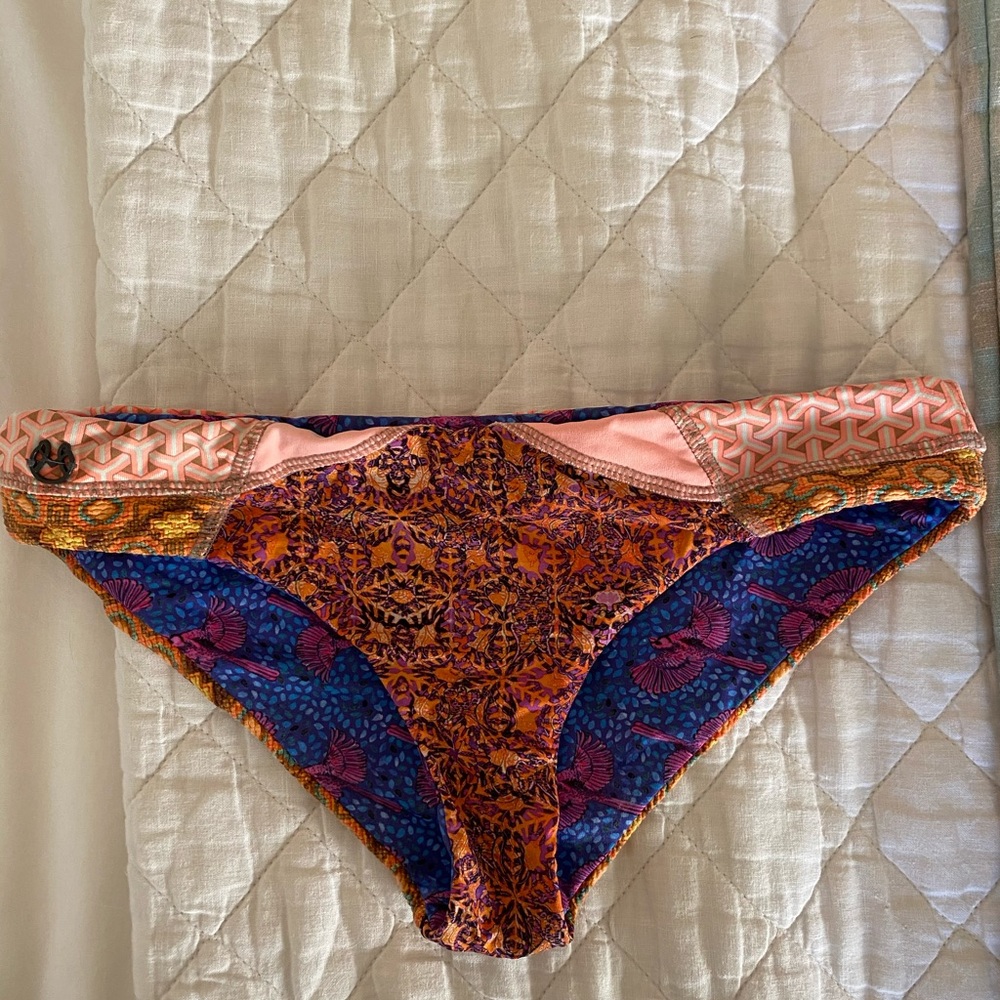 Maaji bottoms